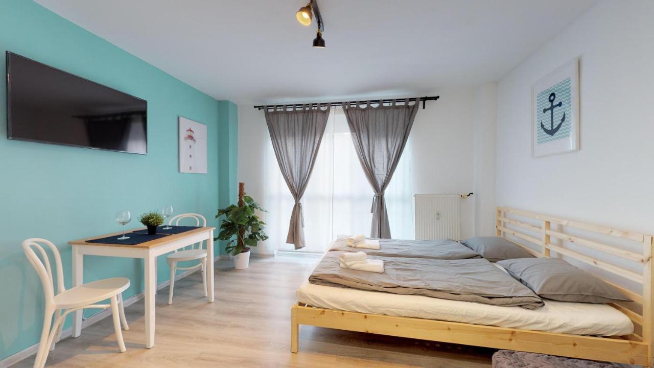 Studio Steps From Nivy & Main Bus Station Bratislava Luaran gambar